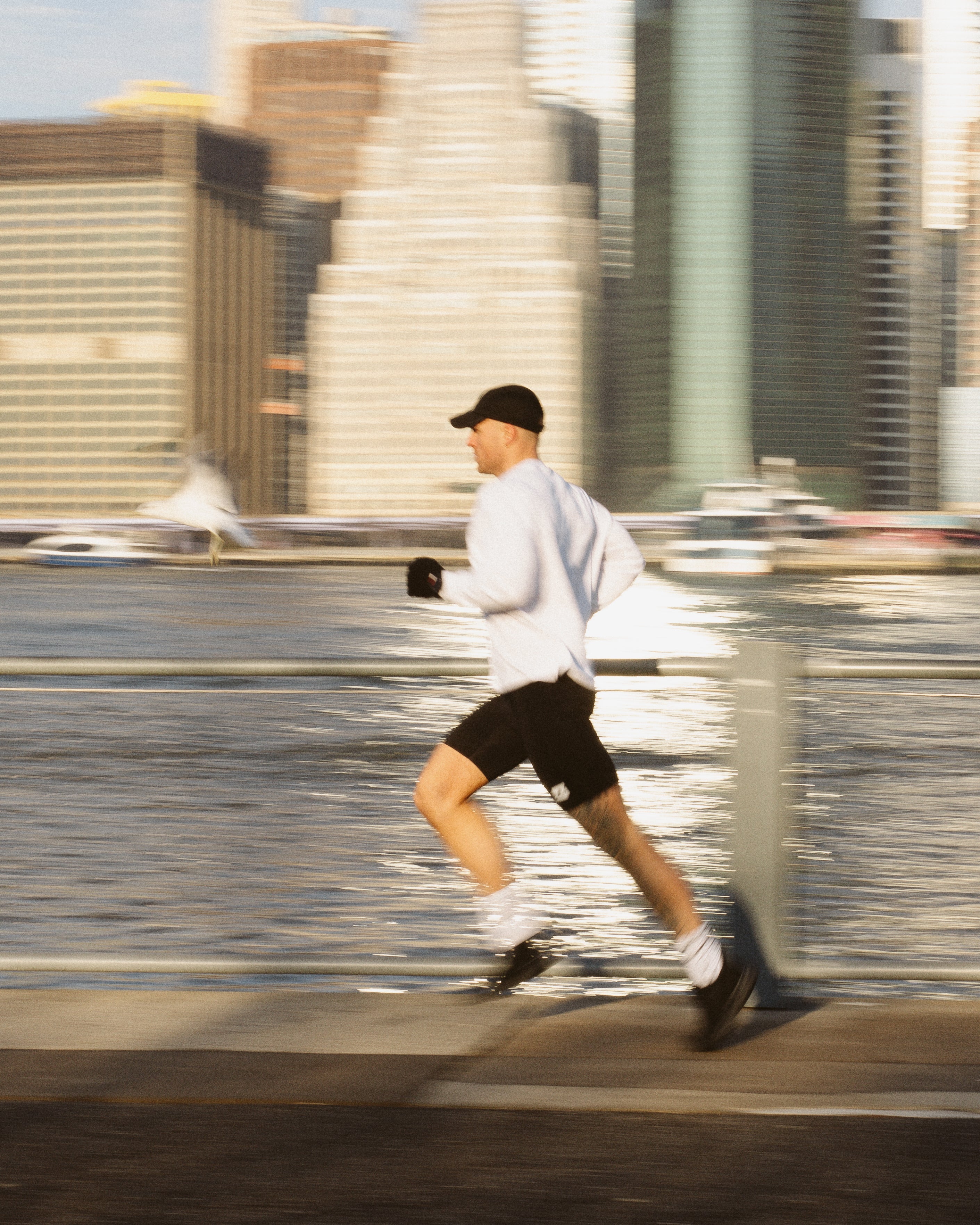 코어 화이트 롱슬리브